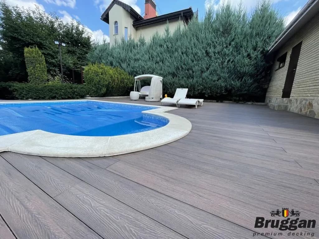 /img/product_realized/Bruggan-Elegant-Light-3D-wine-brown-pool-21-1024x768.webp
