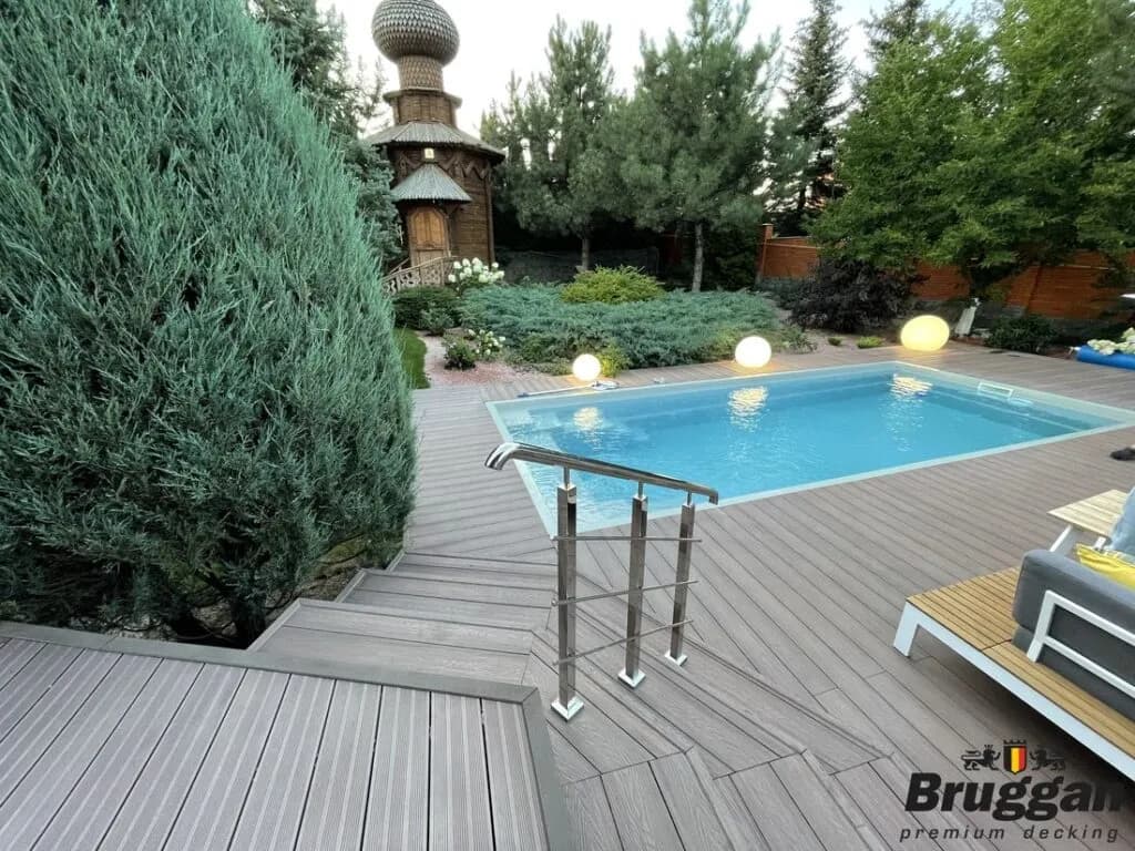 /img/product_realized/Bruggan-Elegant-Light-3D-wine-brown-pool-31-1024x768.webp