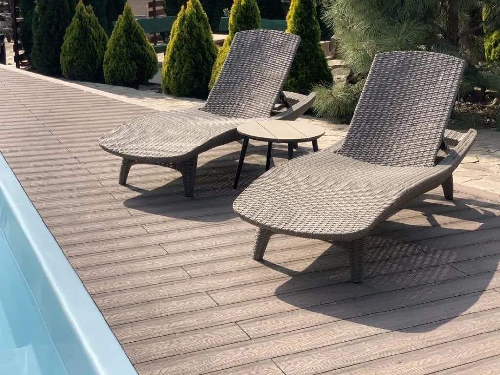 /img/product_realized/Bruggan-Elegant-Light-3D-wine-brown-ter-pool-1-1024x768.webp