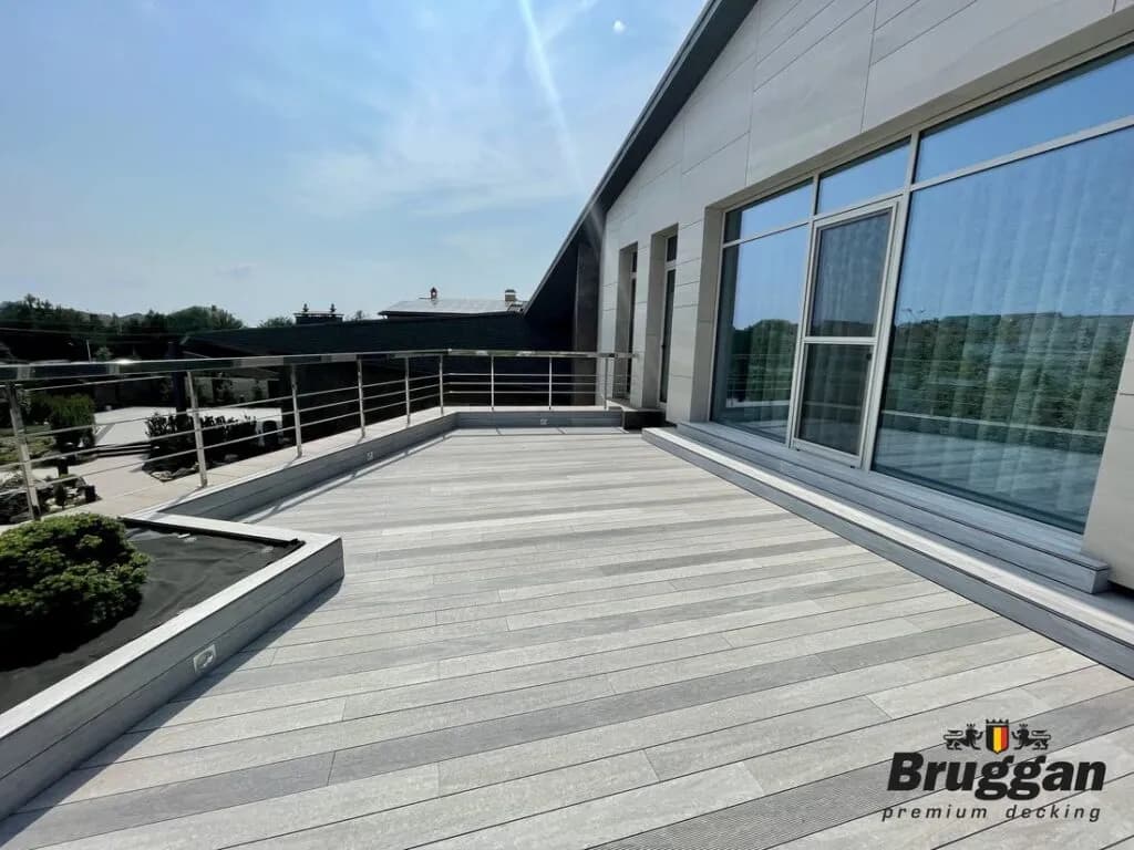 /img/product_realized/Bruggan-MultiColor-gray-ekspluat-krovl-5-1024x768.webp