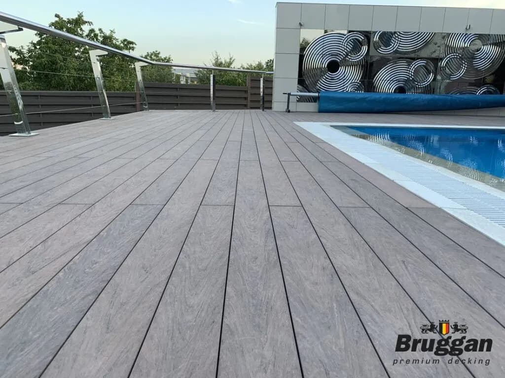 /img/product_realized/Bruggan-MultiColor-wenge-pool-art-22-1024x768.webp