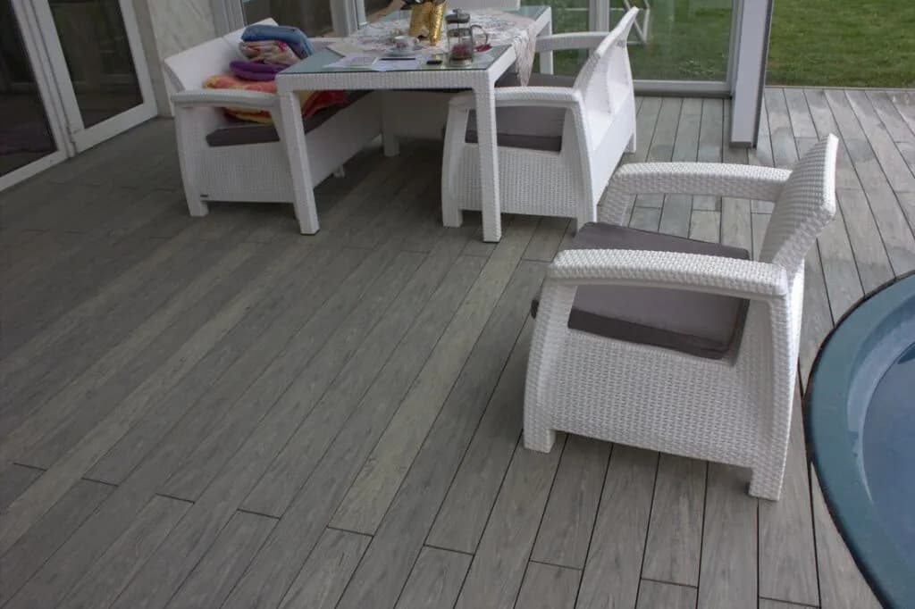 /img/product_realized/Bruggan-MultiColor_-1-1024x682.webp