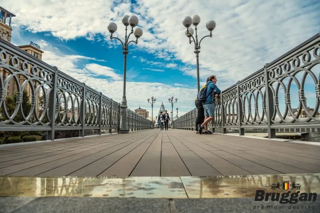 /img/product_realized/BrugganMultiColorKiev-bridge-1-1024x683.webp