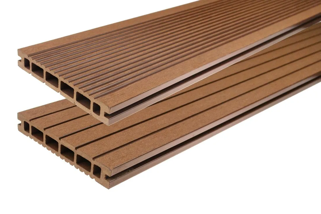 /img/products/deska-tarasowa-gardin-plus_3.webp